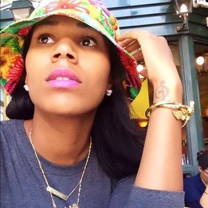 Meet your Posher, Gabrielle